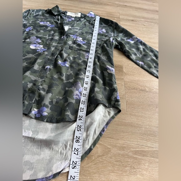 Anthropologie CLOTH & STONE Nina Shirt Button Camo Floral Green Purple SZ XS - Picture 7 of 8